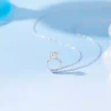 S925