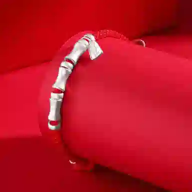 S999