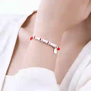 S999