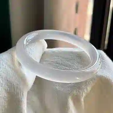 一世倾 新中式国潮小众创意设计轻奢精致高级感白月光一步一响细圆条美人镯显白水润古风气质好运 玛瑙 手镯 男女同款情侣款