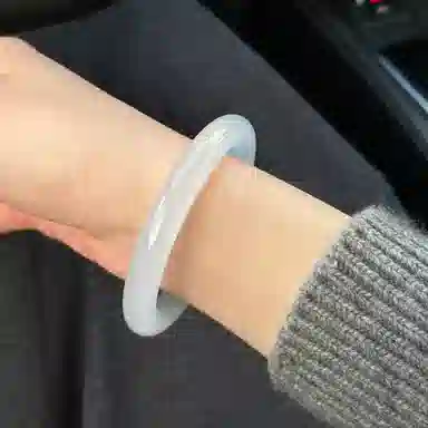 一世倾 新中式国潮小众创意设计轻奢精致高级感白月光一步一响细圆条美人镯显白水润古风气质好运 玛瑙 手镯 男女同款情侣款