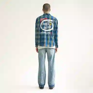 False Perception Angle Inside Shirt