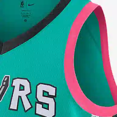 Nike NBA Logo SW 2022-23 3