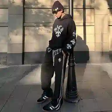 MIRACLE KILL Star Reflective Stripe Pants Black