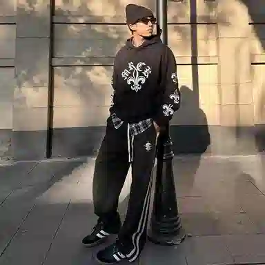 MIRACLE KILL Star Reflective Stripe Pants Black