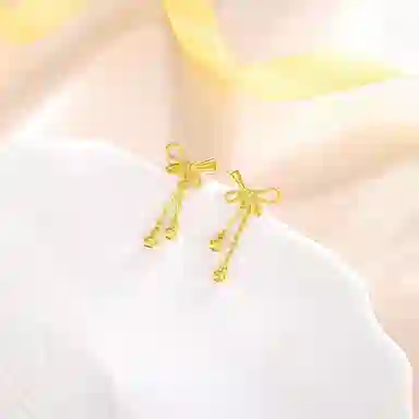 999
