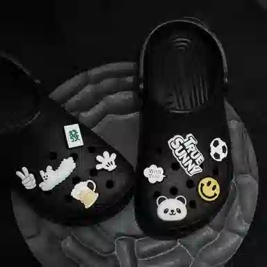 crocs