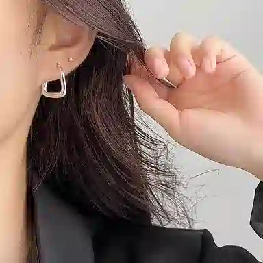 TRVMOE 999