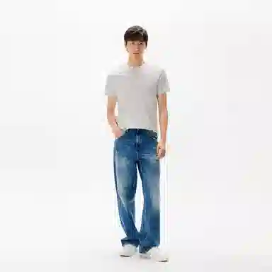 Tommy Hilfiger T