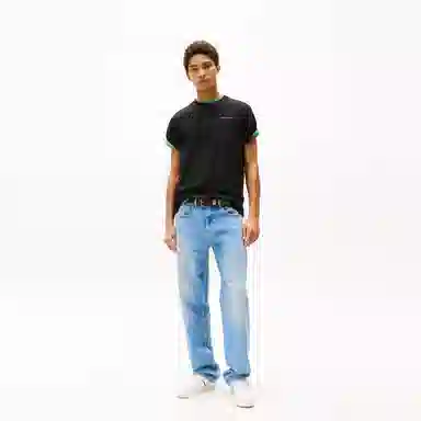 Tommy Hilfiger T