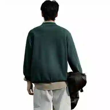 PEACEBIRD MEN Embroidered Crewneck Sweatshirt Dark Green