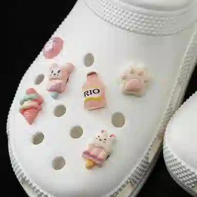 crocs