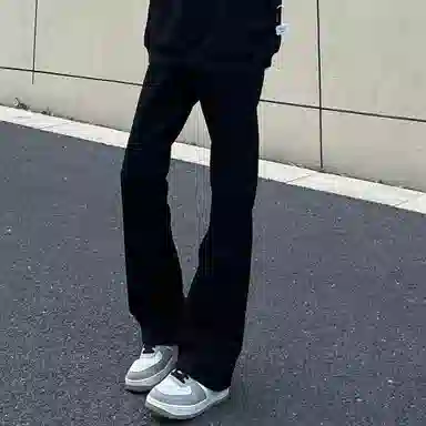 TEN MIRO