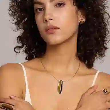 Qurioustone