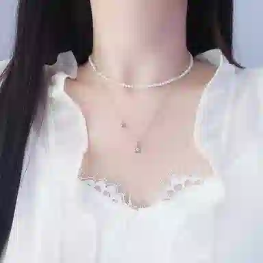S925