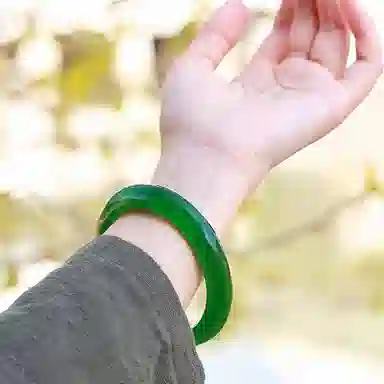 MY WORLD BEGINS AND ENDS WITH YOU