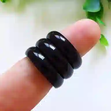 MY WORLD BEGINS AND ENDS WITH YOU