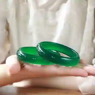 MY WORLD BEGINS AND ENDS WITH YOU