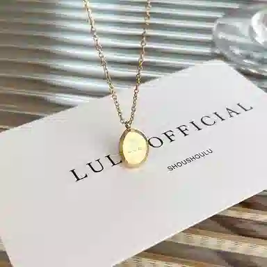 Libby Deluxe Clavicle Necklace