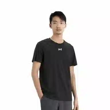 Under Armour T