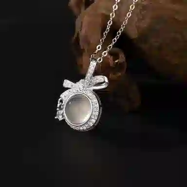 MY WORLD BEGINS AND ENDS WITH YOU