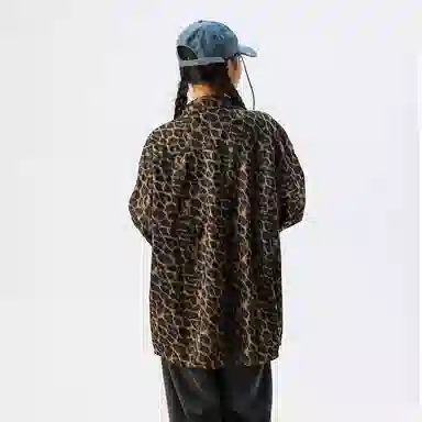 FAKE VINTAGE