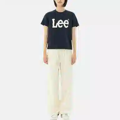 Lee T
