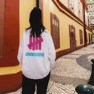 UNDEFEATED SS25 LogoT