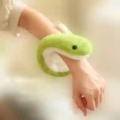 千桐 爱小蛇 蛇年公仔吉祥物 可弯曲趣味治愈陪伴搞怪 毛绒 挂件 男女同款情侣款
