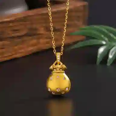 999