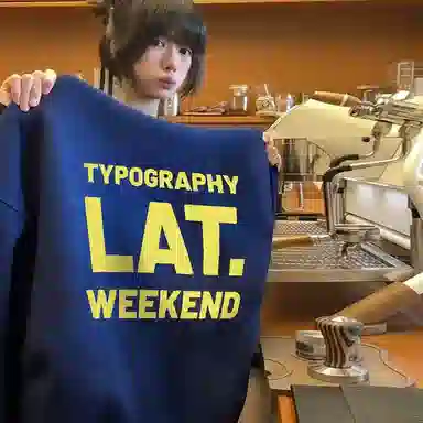 LA'T.WEEKEND logo