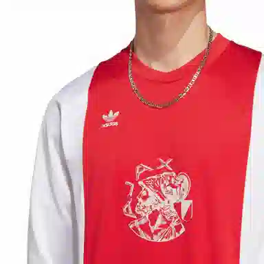 adidas T
