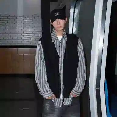 Fakeyoung