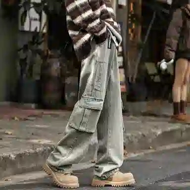 大卫贝肯 美式高街褶皱宽松直筒水洗磨白做旧复古口袋拉链拼接挂件可拆卸设计多口袋阔腿休闲牛仔裤 男女同款