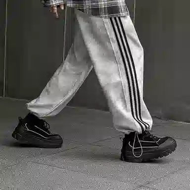 超纤皮 学院通勤必备厚底潮流鞋款 低帮 生活休闲鞋款 男款