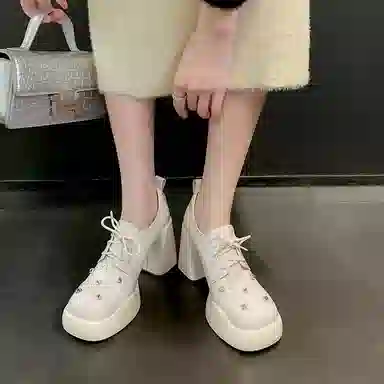 苏颜娇 牛皮 优雅百搭舒适简约   小众设计 复古 粗跟 高跟鞋 女