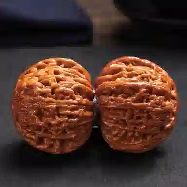 凯真 新中式国潮把玩件四座楼狮子头官帽苹果圆  盘玩手持爆肉密实 文玩核桃 把件 男女同款情侣款 节日礼盒装送人