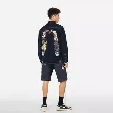 EVISU M