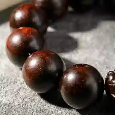 三檀小舍 财源滚滚诸事顺利 六字箴言转运珠十二生肖本命年蛇小叶佛珠文玩盘玩小众百搭礼盒 紫檀属 木作手串 男女同款情侣款