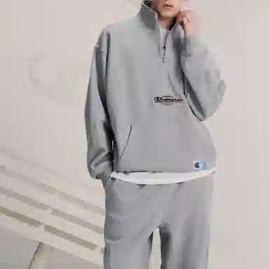 Champion FW23 Action Style Logo