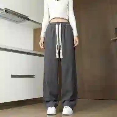 URBAN AUTHENTIC logo