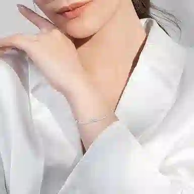S925