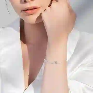 S925