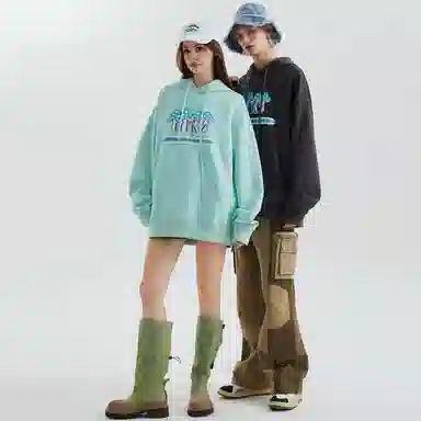 HIKZ x OXO OVERLOAD Logo