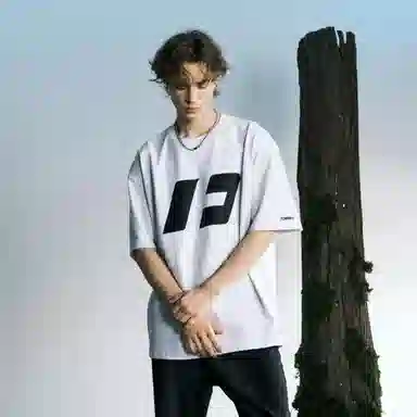 FORNINES Dragon Embroidered T-Shirt