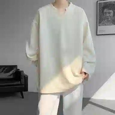 URBAN AUTHENTIC T