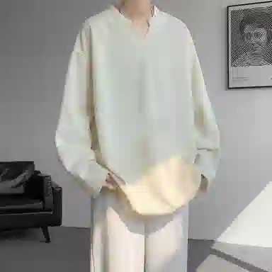 URBAN AUTHENTIC T