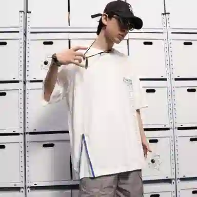 China Aerospace Logo Print T-Shirt