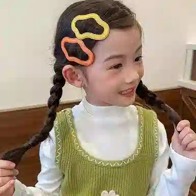 如花梦 镂空云朵侧边刘海夹 皮质 发夹 女款