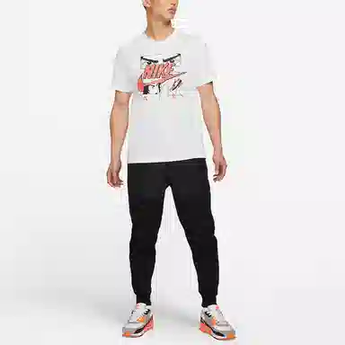 Nike Sportswear Logo T